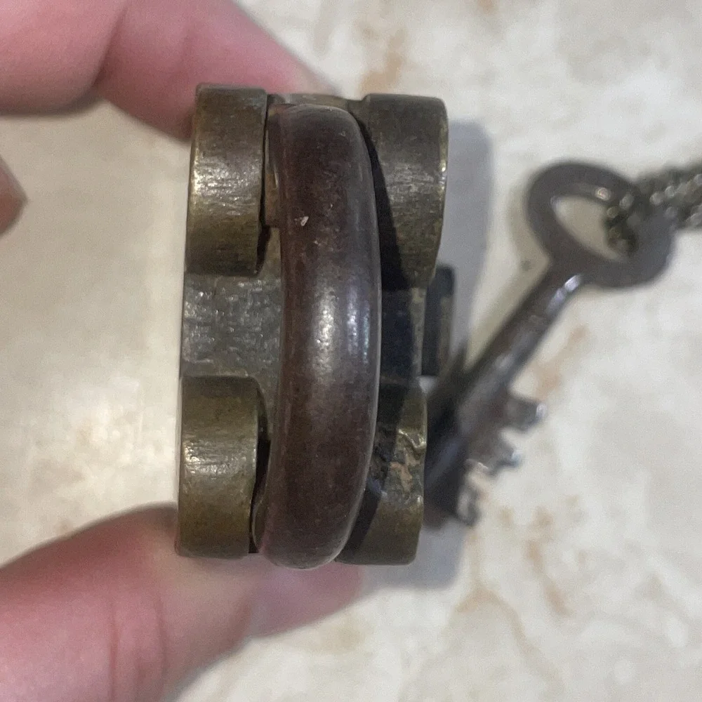 WORKING Vintage Brass & Steel 10 Lever Padlock And Key‎ Darbar Lock Salahuddin